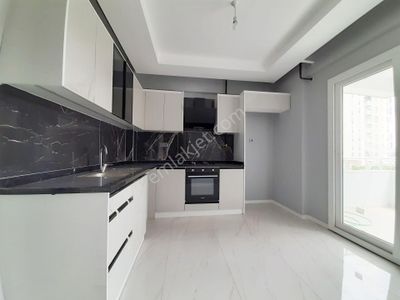 Kıyı Boyu Aydınlar'da Yatay Mimari Sosyal Aktiviteli Site İçi Kapalı Mutfaklı Kat Seçhenekli Lüks