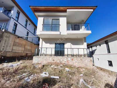 Kar Emlaktan Akçatekir Şahlıda 6+1 Ultra Lüx Satılık Villa