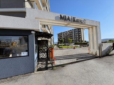 Torbalı Da İzban Yakını Havuzlu Site İçi Satılık 3+1 Lüks Daire