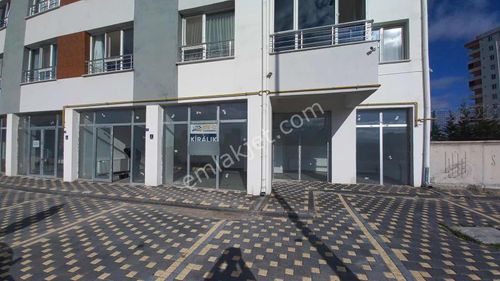 Gökkent Mah. 70 M² Kiralık Dükkan | Caddeye Cepheli