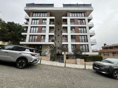 Oben'den Acıbadem'de Metroya Yakın Geniş 3+1 108m² Net Daire