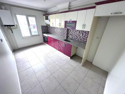 𝄞melodi'den Gömeç'te Cadde Üzeri 3+1 Asansörlü Ebeveyn Banyolu Ön Cephe Ara Kat Daire