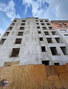 18 Karşıyaka Çarşı Girişinde Sıfır 1+1 Satılık Daıre