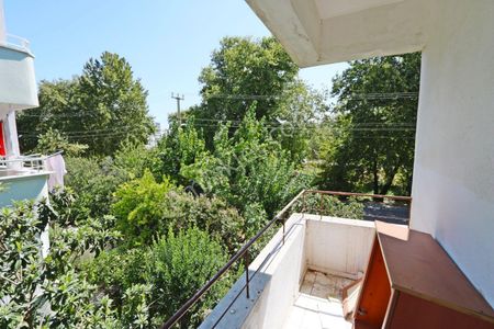 Yüksel'den Akçay'da Çay Manzaralı Arakat Ayrı Mutfaklı 2+1 Daire