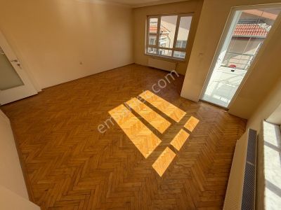 Bademlik Yolu Caddesine 1 Bina 3+1 Balkonlu