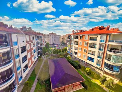 Akçay'da Aygül'den Site İçi Ayrı Mutfak Doğalgazlı Ebeveyn Banyolu Geniş Ve Ferah 3+1 Satılık Daire