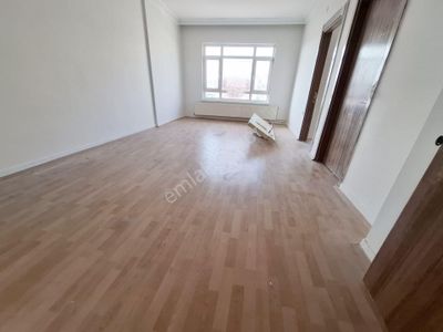 Şehir Has. Yakını Cadde Üstü 3+1 Masrafsız Mantolamalı Manzaralı