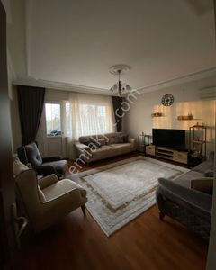 Akyazı Ömercikler'de Satılık 3+1 Daire Merkezde