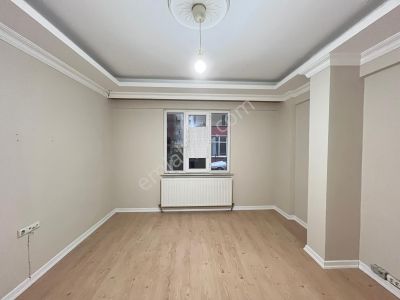 Çerkezköy/ Yıldırım Beyzıt Mah'de Servisler Güzergahın'da Kiralık 1+1 Kombili Hazır Daire