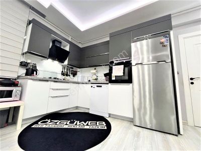 🟠🟠alfa'dan Akçay'da Satılık Cam Balkonlu Denize Yakın 5 Yaşında 2+1 Lüks Daire