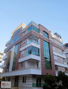 Sıradışından Konyaaltı Hurma Mah. Satılık Sitede Eşyalı Daire