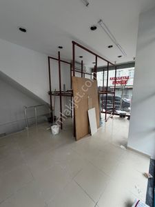 Telsizde Köşe Başı 2 Katlı Kiralık Dükkan