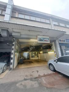 Toprak İnşaat...akınsal Oto Sanayide Asma Katlı 75 M2 Boş !!!
