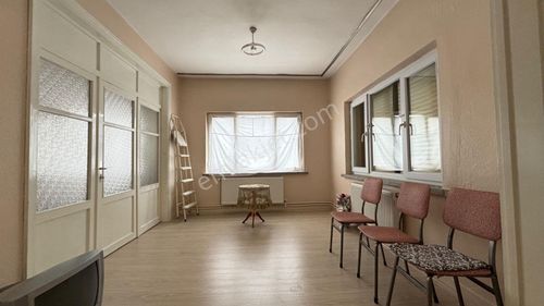 !! Recep Ümit'ten Ertuğrulgazi Mahallesinde Çilem Caddesi Yakını Kelepir 3+1 Fırsat Daire Fç !!!