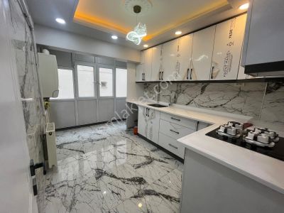 Mç Emlak'tan Ön Cephe Ara Katta 3+1 Full Yapılı Daire