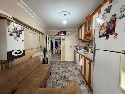 Kalecik Emlak'tan Merkezi Konumda Ara Kat Kilerli 3+1 Daire