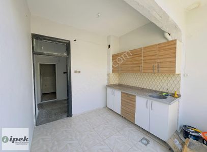 İpek Gayrimenkul - Bahçelievlerde Kiralık 2+1 Uygun Daire