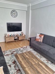 Recep Ümit'ten Ömerağa Mahallesi , Gazi Yakup Satar Caddesi Yakını Eşyalı Kiralık 2+1 Daire.