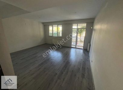 Buca Batı Çıkısı Tınaztepe Kampüs Kadın Doğum Hast. Yakını 3+1