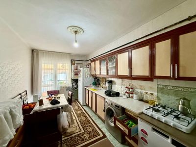 Kalecik Emlak'tan Merkezde 3+1 Orta Kat Ön Cepheli Daire