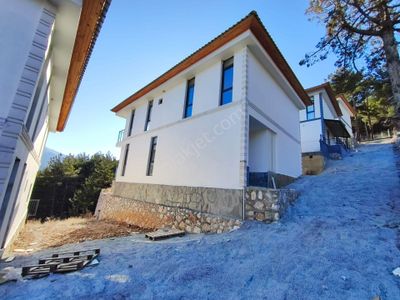 Kar Emlaktan Akçatekir Şıhlıda 5+1 Satılık Ultra Lüx Villa