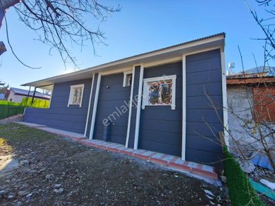 Kar Emlaktan Akçatekir Çarşı Merkezine Yakın 3+1 Satılık Müstakil Ev