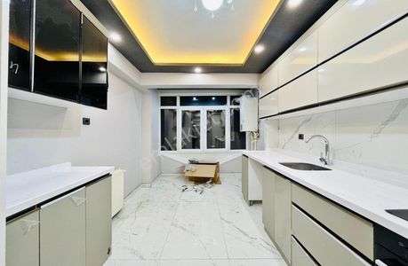 (1183) Keçiören Bademlikte Merkezi Konumda Orta Katta Full Yapılı Satılık 3+1 Daire