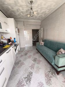 Makrolife Gayrimenkul'den Yeniyol Bakımlı 3+1 Satılık Son Kat Daire