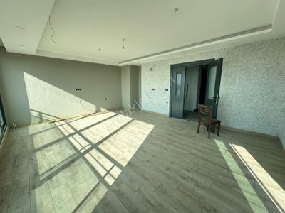 İz'den Gürselpaşa'da Havuzlu Sosyal Donatılı Yılın Dairesi