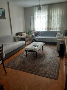 Satılık İzmir Karşıyaka Bahçelievlerde 3+1 Fırsat Daire