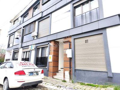 Burhaniye İskele'de Aygül'den Sıfır Denize 200 Mt Mustakil Tadında Bahçeli 3+1 Satılık Ters Dubleks