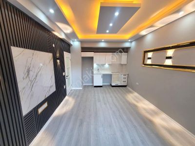 Parstan Tuzcumuratta Arakat Yerden Isıtmalı Asansörlü Lüx 2+1