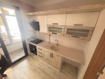 *yüksel'den Kapalı Mutfak Fırsat Değerinde Geniş 3+1 Gencecik Satılık Daire*