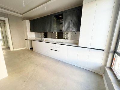 Karacaahmet'te Siteiçi Merkezi Konumda Az Katlı U.lüx 3+1 Daire