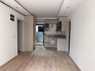 🏡yeni Mahalle Mahallesi 🏡 ✅1+1 60 M2 5 Katlının Zemin Katı ❇️sıfır Full Özelikli Bahçeli