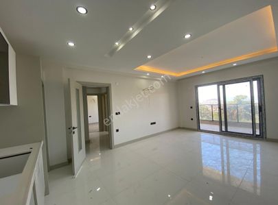 Kuşadasında Sıfır 2+1 Daire
