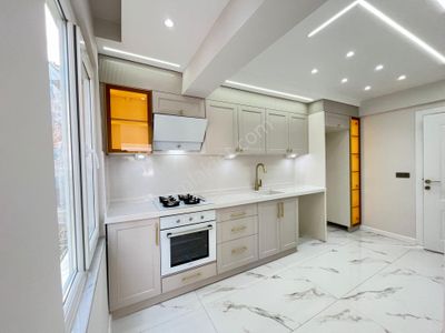 Parstan Sarıkızda Denize Yakın Öncephe Ebeveyn Banyolu Lüks 3+1