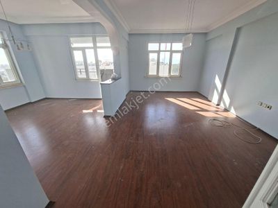 Kiralık Dokuma 3+1 Daire Asnsörlü 145 M2 Özdilek Avm Karşısında