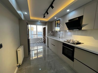 Etimesgut İstasyon Mah De 3+1 Bağımsız Full Yapılı Satılık Daire