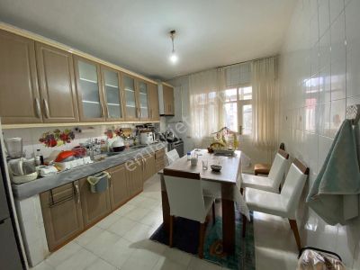 Bağcılar Çınar Mah. Cadde Üzeri Satılık 2+1 Daire