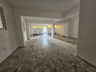 A K Mutludan İster Depo Yap İster Dükkan Yap 100m2 Dükkan