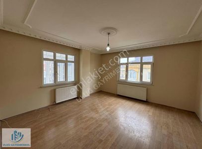 Arnavutköy Merkez'de Satılık 3+1 Daire