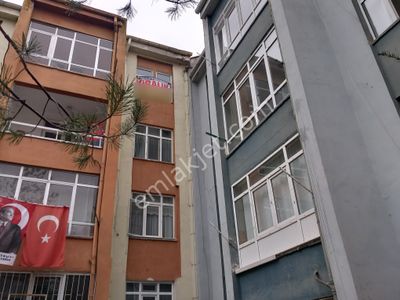 25 Mart Mahallesi Çınardibi Ssk Blokları Sahibinden 2+1 Katta