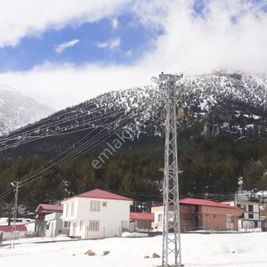 Kar Emlaktan Yenikonacık Efes Sitesi Yanı 400 M2 Satılık Arsa