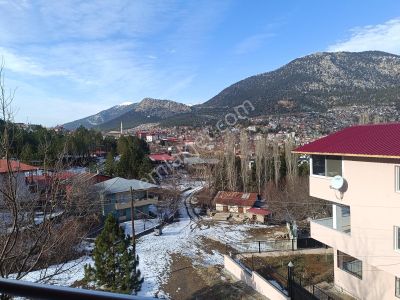 Tekir Yaylasında Muhteşem Dogam Manzaralı Satlık 3kat Yayla Evi