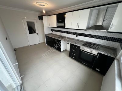 Yiğit'ten İkizçay'da 3+1 Asansörlü Ayrı Mutfak Genç Daire