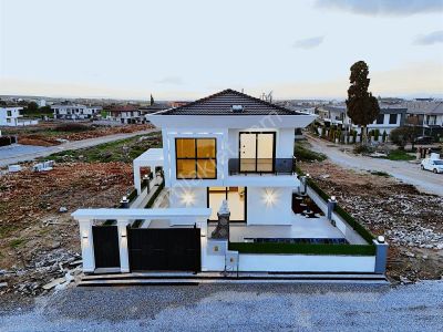 Kısa Süreliğine Bu Fiyat!! Didim Hisar Da 3+1 İkiz Villa