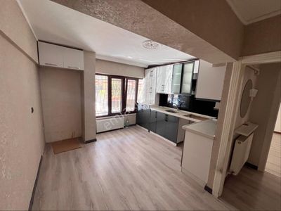 Süvari Mah.2+1 Yüksek Giriş Altda Daire Mevcut Yapılı Kiralık