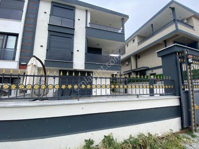 Didim Hisar Mahallesinde Lüks 5+1 Satılık Villa