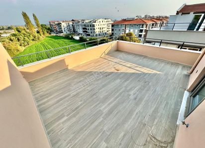 ꧁ay Emlaktan ꧂akçay'da Denize Yakın Ön Cephe Kazdağı Manzaralı Çift Teraslı 3+1 Lüx Dublex Daire